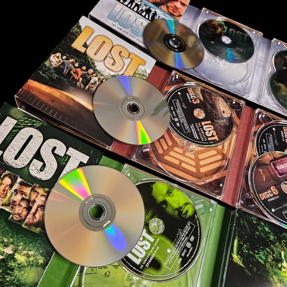 Lost Complete First Three Seasons DVD Set - Picture 5 of 5